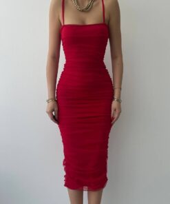 Alternative view of فستان أحمر بتصميم بسيط ومميز