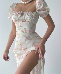 Alternative view of فستان ابيض بنمط زهور ملونة