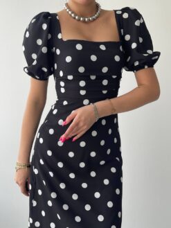 Alternative view of فستان أسود بنقاط بولكا بيضاء