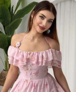 فستان وردي بطبعات زهرية