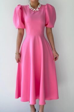 Alternative view of فستان زهري بطول متوسط وتصميم كلاسيكي🩷