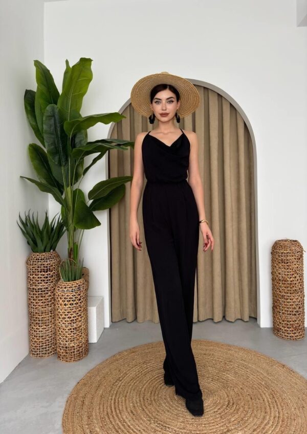 جمبسوت مكشوف الظهر أسود 🖤