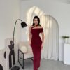فستان خمري بكتف متقاطع