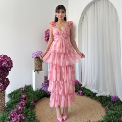 فستان الكشكش الزهري المتدرج