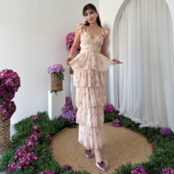 فستان الكشكش البيج المتدرج