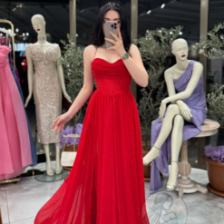 فستان أحمر لامع على طراز إلسا Frozen❤️