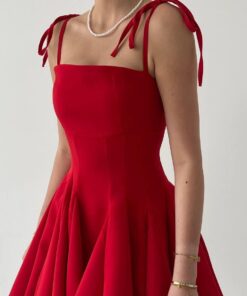 Alternative view of فستان أحمر قصير بموديل Clara بحمالات ❤️