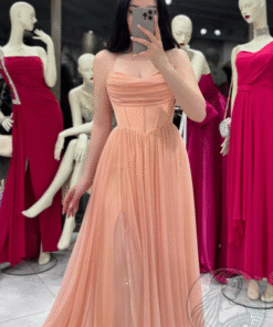 فستان وردي بودري لامع على طراز إلسا Frozen