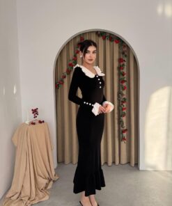 Alternative view of فستان سورا ياقة بَيبي – أسود