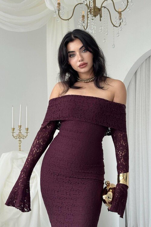 فستان دنتيل بأكمام عنابي ملكي