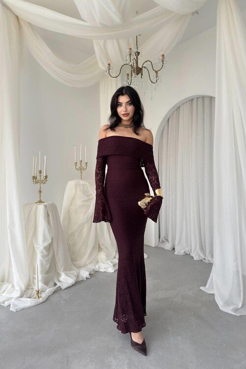 فستان دنتيل بأكمام عنابي ملكي