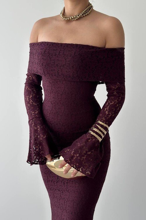 فستان دنتيل بأكمام عنابي ملكي