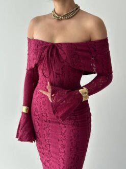 Alternative view of فستان مايا بدون أكتاف خمري