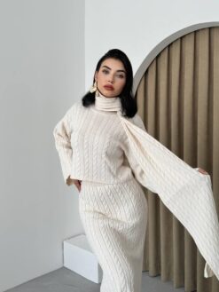 Alternative view of طقم Laon الصوفي مع لفحة